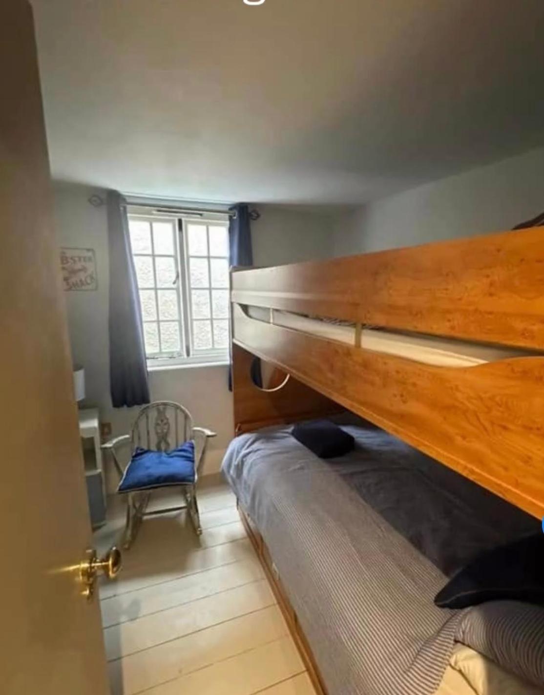 Little Monmouth 4 Bedroom Cottage, Old Town Lyme Regis, Dog Friendly And Parking Exterior foto