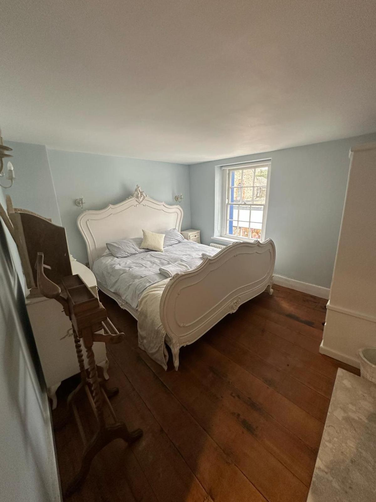 Little Monmouth 4 Bedroom Cottage, Old Town Lyme Regis, Dog Friendly And Parking Exterior foto